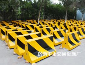 長1米水泥隔離墩 防撞墻