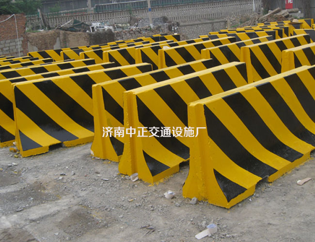 隔離墩 隔離墩刷漆